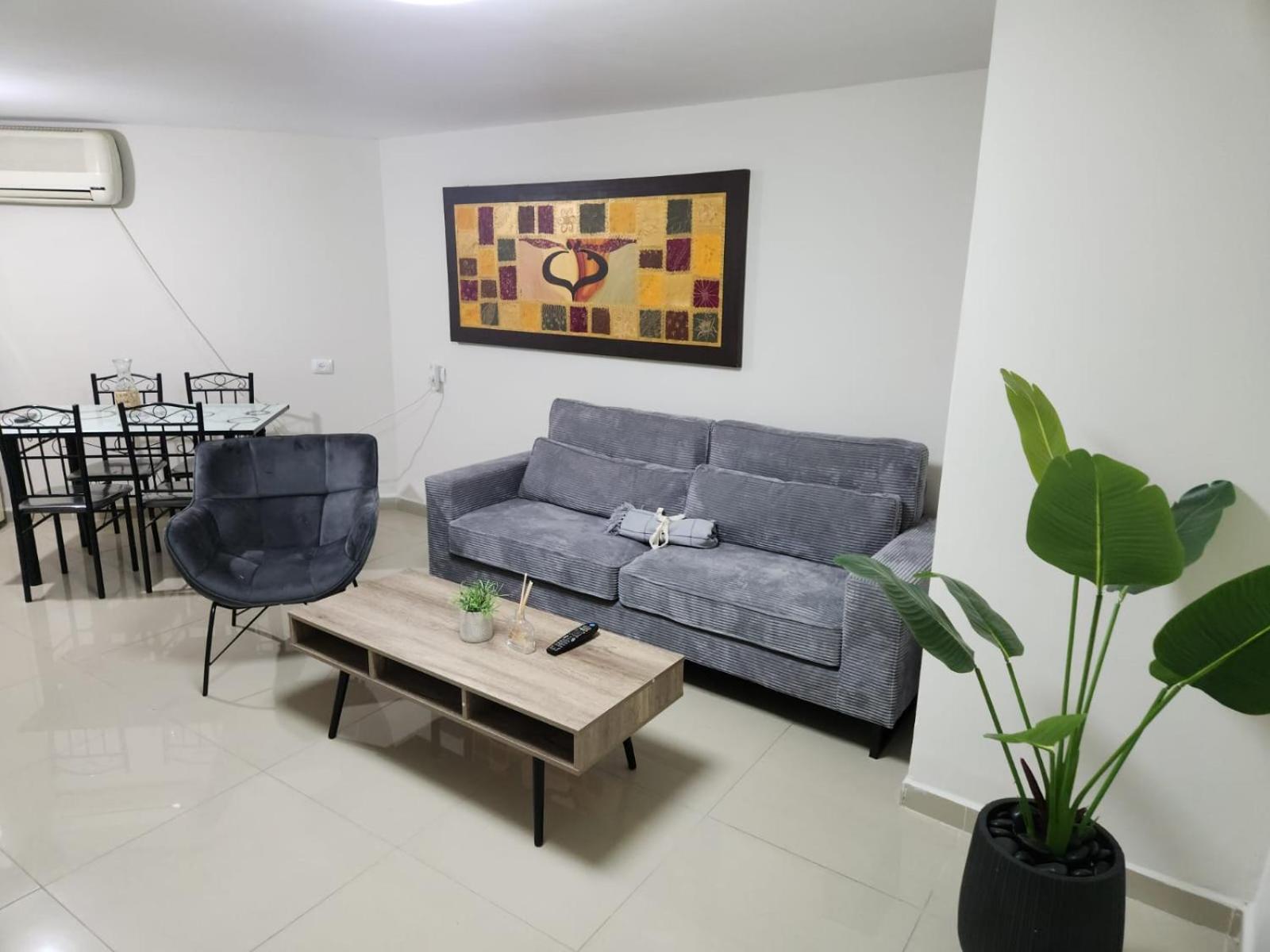 Vila Lidar Eilat Luaran gambar