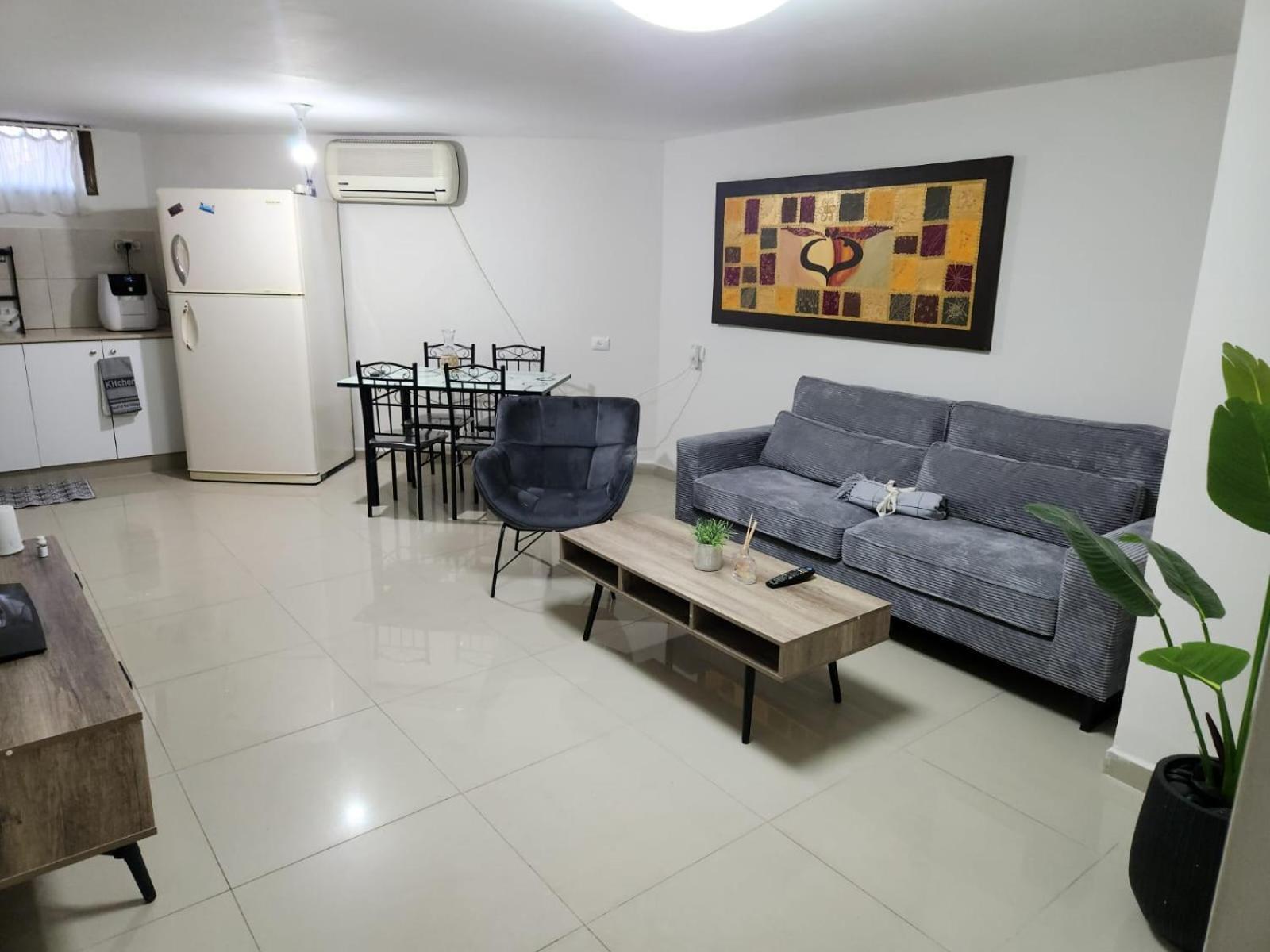 Vila Lidar Eilat Luaran gambar